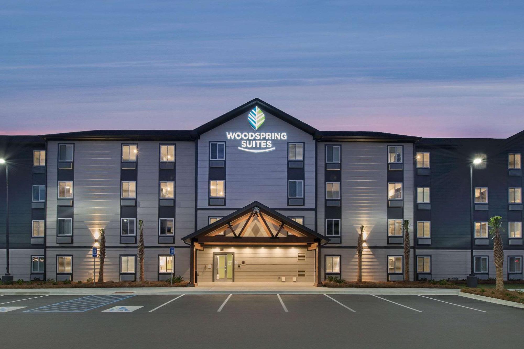 Woodspring Suites Savannah Пулер Экстерьер фото