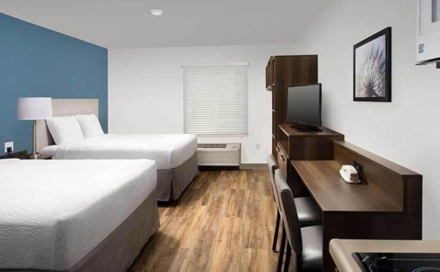 Woodspring Suites Savannah Пулер Экстерьер фото