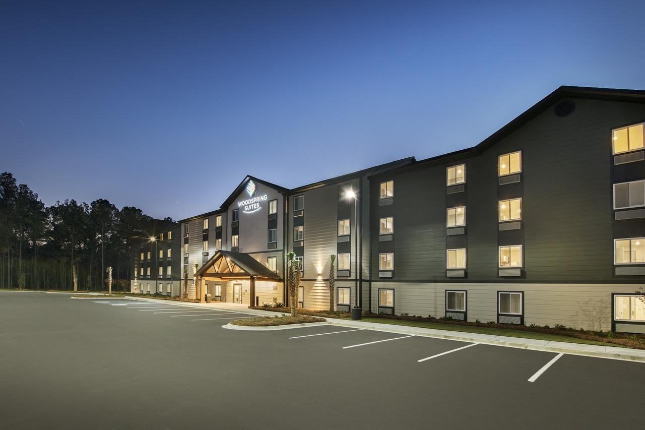 Woodspring Suites Savannah Пулер Экстерьер фото